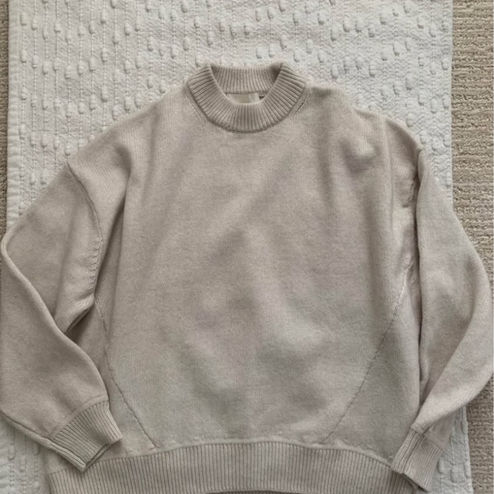 H&M Neutral Cream Ribbed Crewneck Sweater (NEW)
